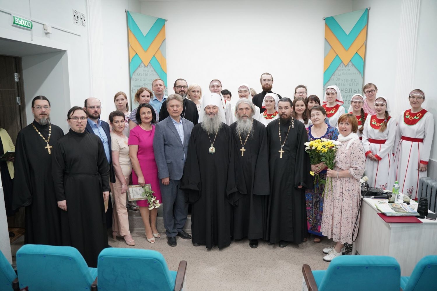 Вышла книга проповедей Святейшего патриарха Кирилла, переведённых на марийский язык