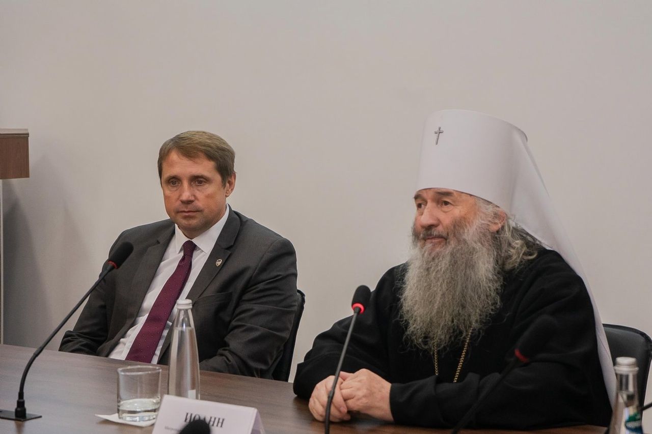 🆕 В МарГУ состоялась презентация книги «Троицкий некрополь Царевококшайска»