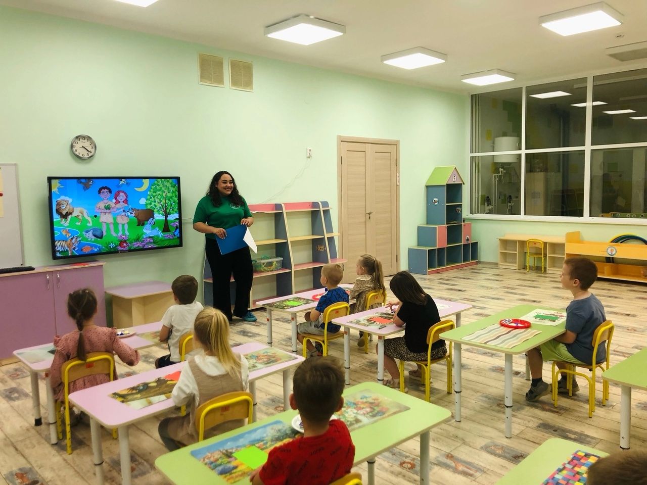 Православные добровольцы поговорили с детьми о Сотворении мира