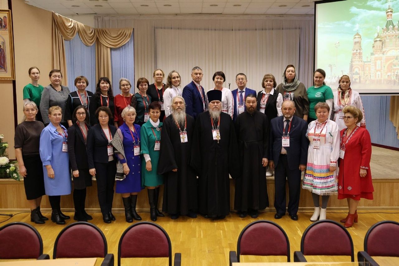 🆕 В рамках XII Всероссийского съезда марийского народа работала секция «Семья и вера. Православие»