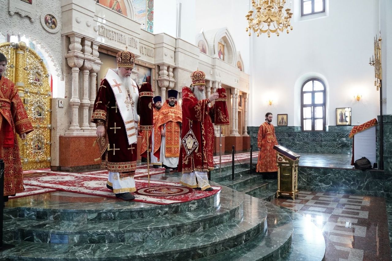 Мироносицкие чтения начались с соборной Божественной литургии