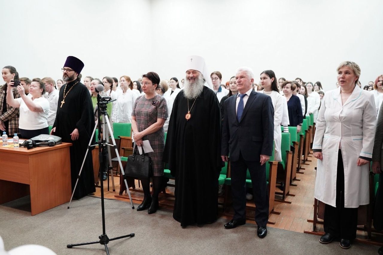 В Йошкар-Олинском медколледже прошел Межрегиональный фестиваль «Пасхальный перезвон»