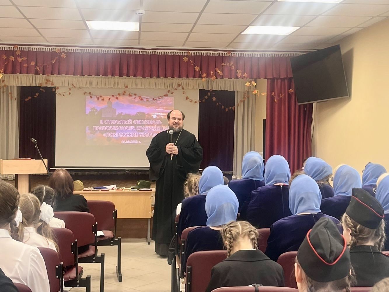 🆕 В Пригородном благочинии состоялся фестиваль «Покровские узоры»