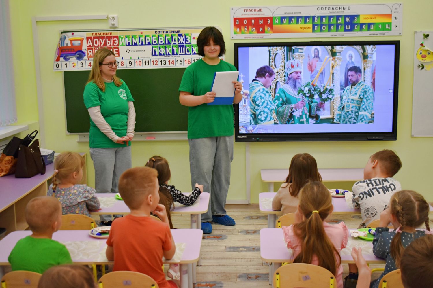 🆕 Православные добровольцы провели первое занятие в детском кружке