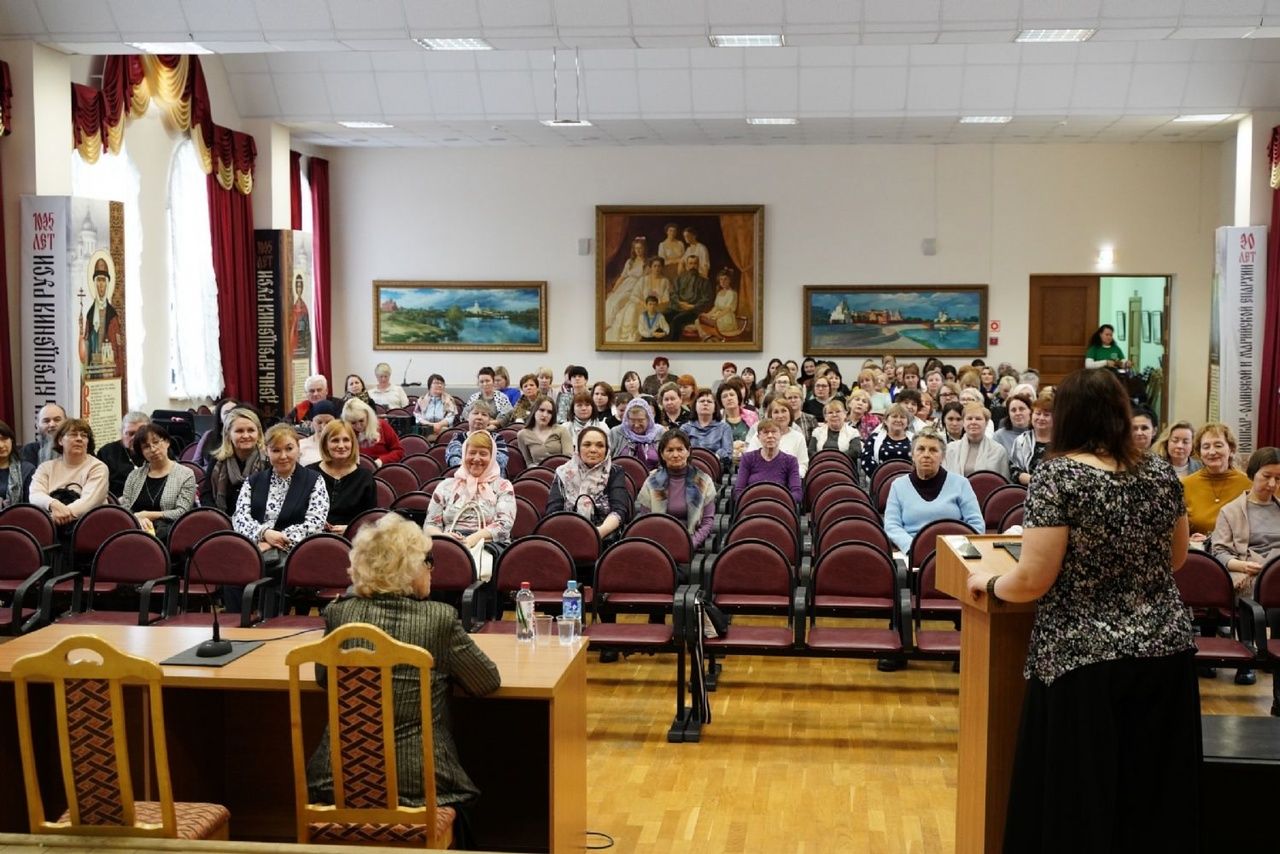 🆕 В Православном центре прошли обучающие семинары для педагогов республики