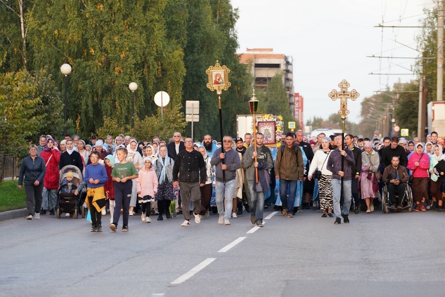🆕 Мироносицкий крестный ход пришел в п. Медведево