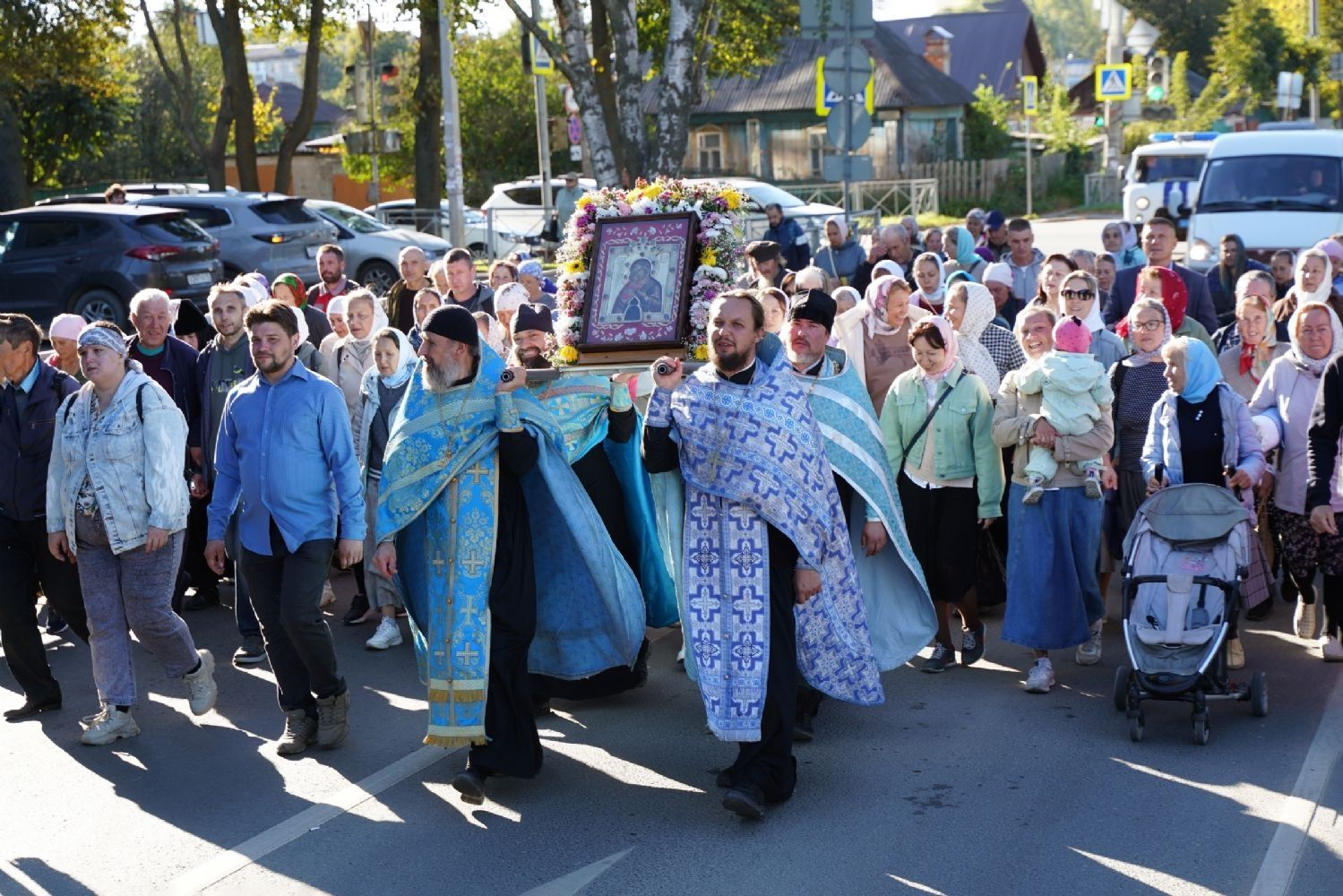 🆕 Мироносицкий крестный ход вернулся из Нурмы в Йошкар-Олу